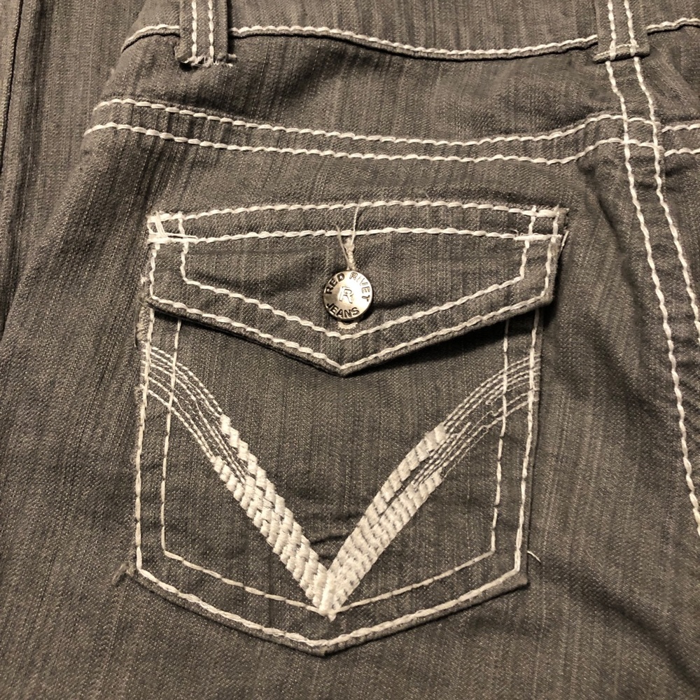 Red Rivet junior size 11 jeans - Picture 6 of 9